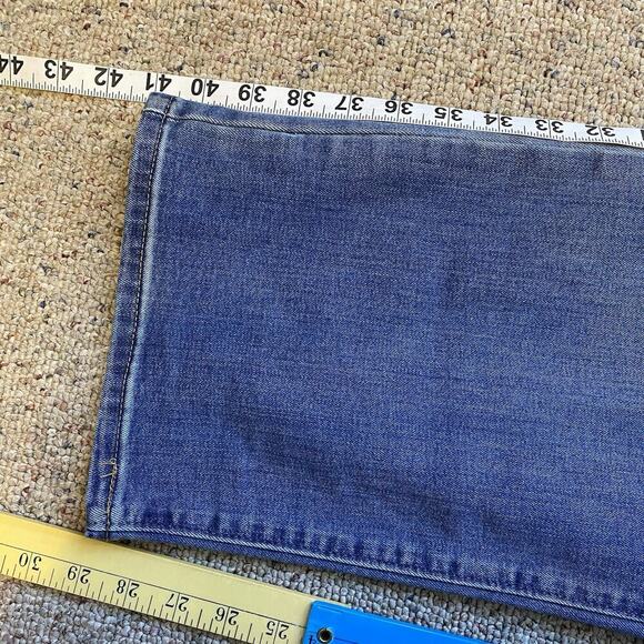 NWT WOMENS OLD NAVY POWER SLIM STRAIGHT MID RISE JEANS-SIZE 28 MEDIUM BLUE - Picture 4 of 6